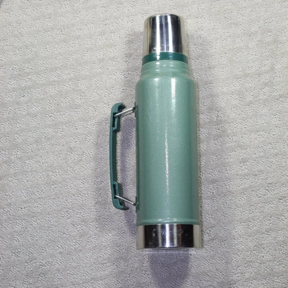 Original Vintage Stanley Thermos Green Vacuum Bottle Thermos 1.1 Quart/1 Liter